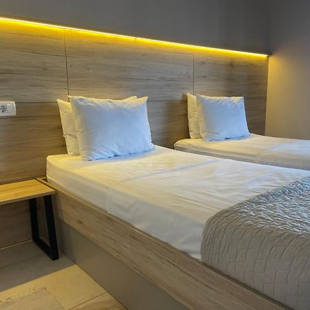 Rooms And Apartments Lisjak Koper Luaran gambar