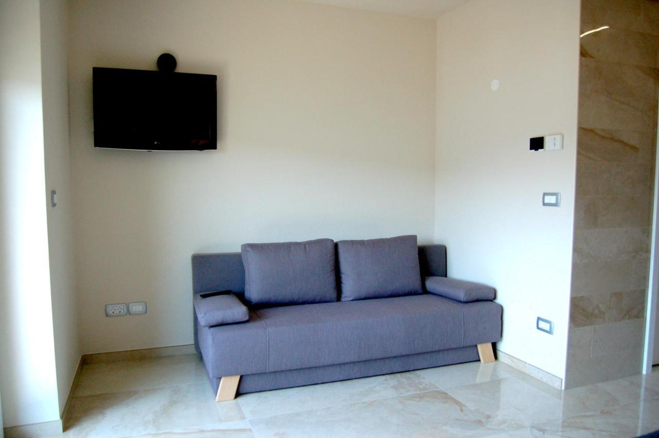 Rooms And Apartments Lisjak Koper Luaran gambar