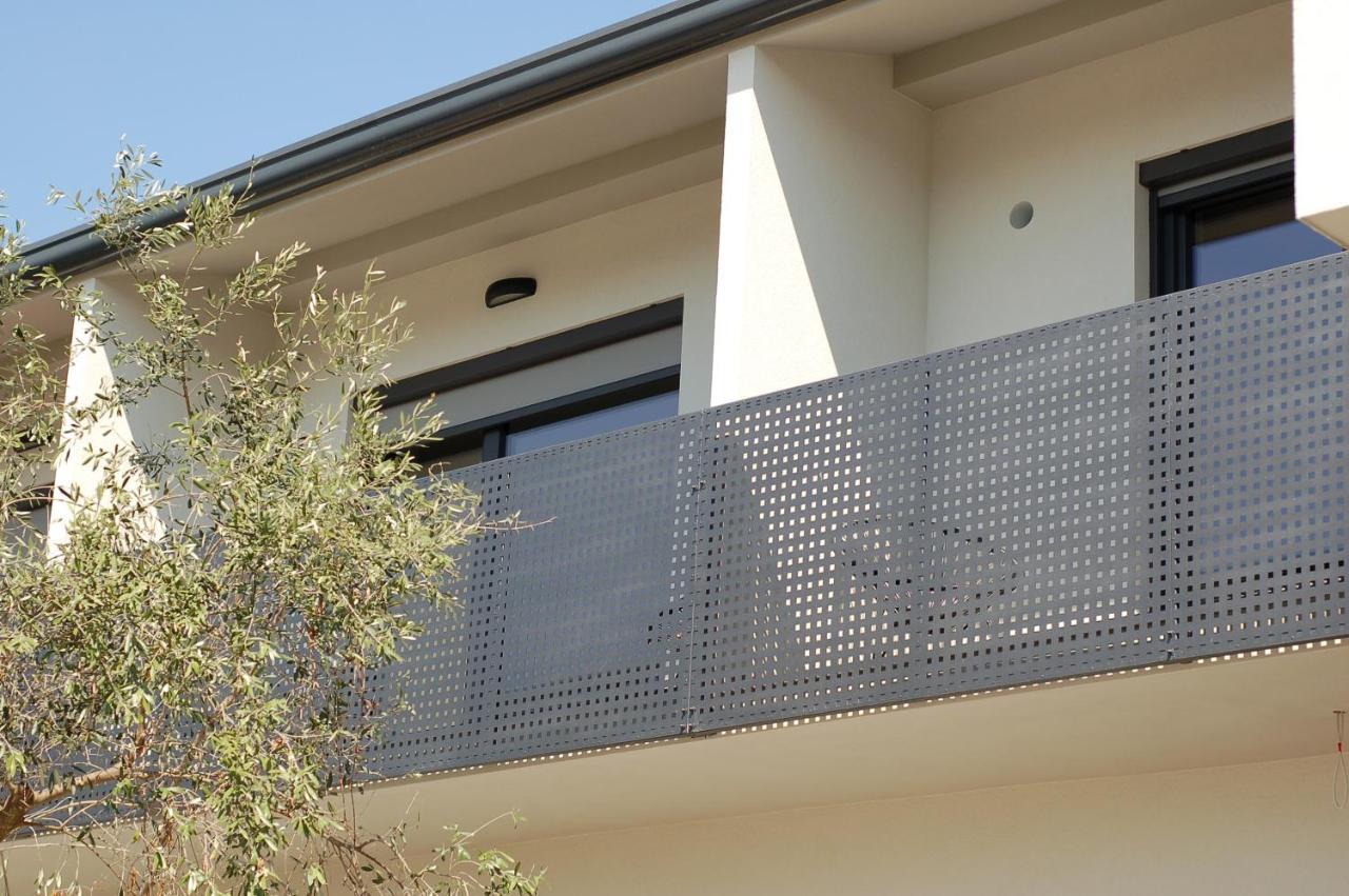 Rooms And Apartments Lisjak Koper Luaran gambar