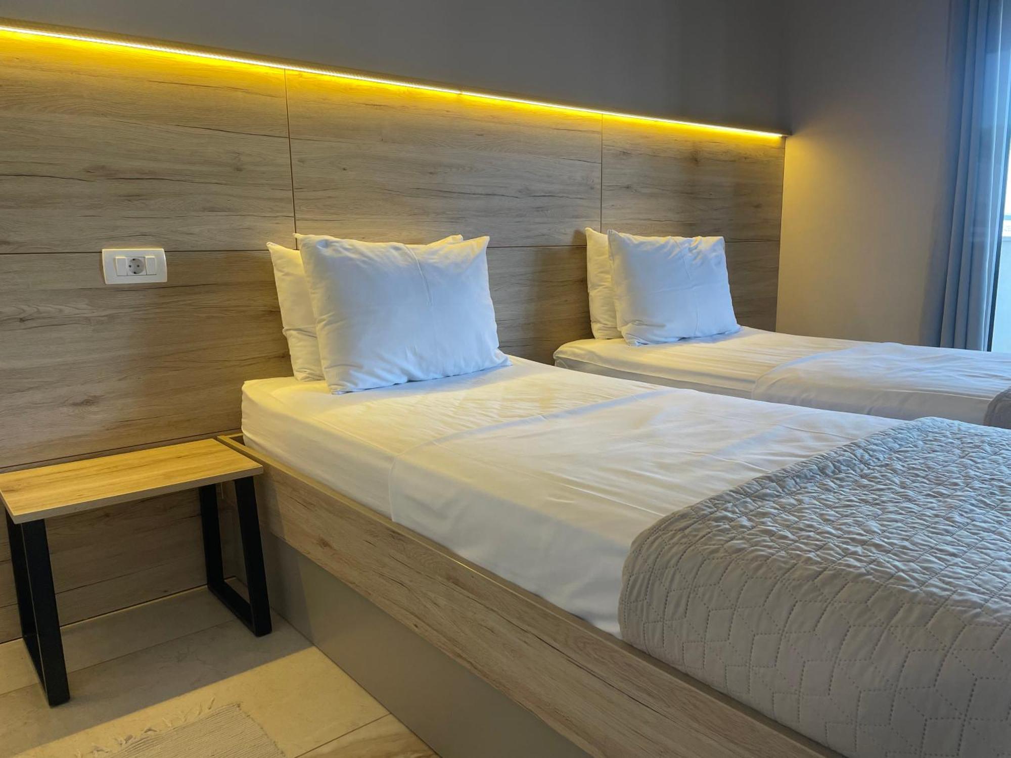 Rooms And Apartments Lisjak Koper Luaran gambar